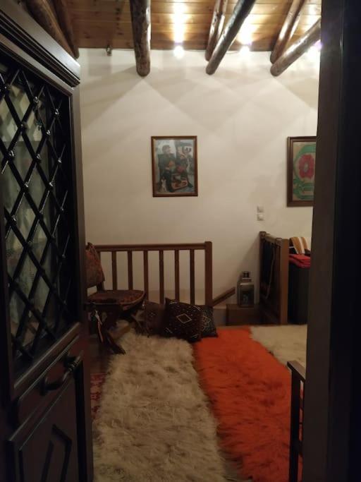 Παραδοσιακή Πέτρινη Κατοικία Στην Βλάχα Ελάτης Zewnętrze zdjęcie