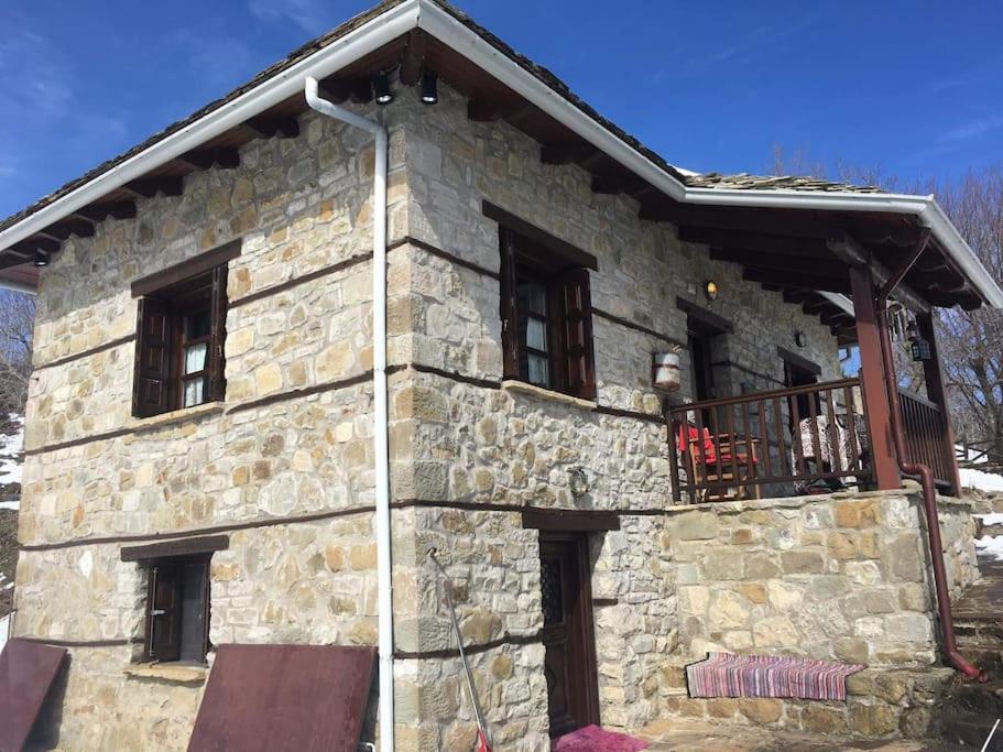 Παραδοσιακή Πέτρινη Κατοικία Στην Βλάχα Ελάτης Zewnętrze zdjęcie